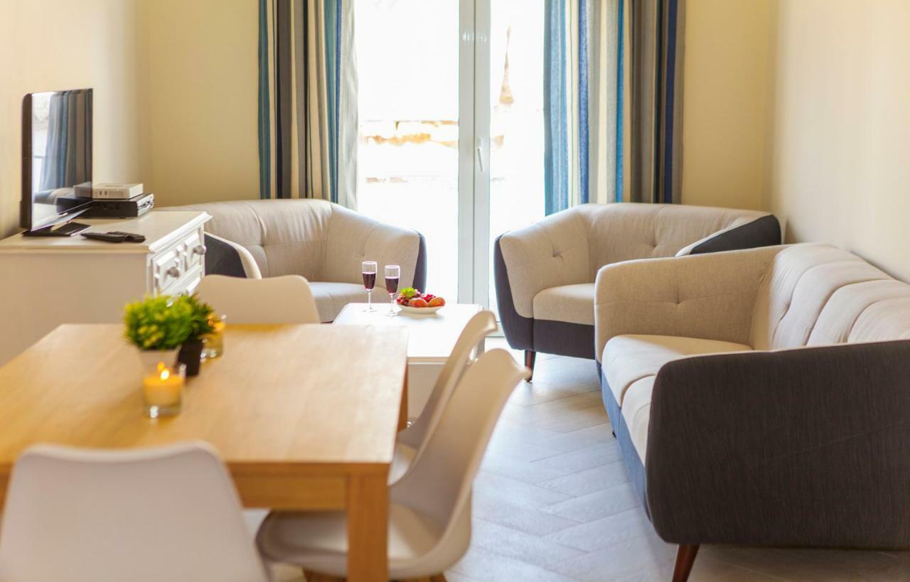 C10 - Center Apartment Lagos